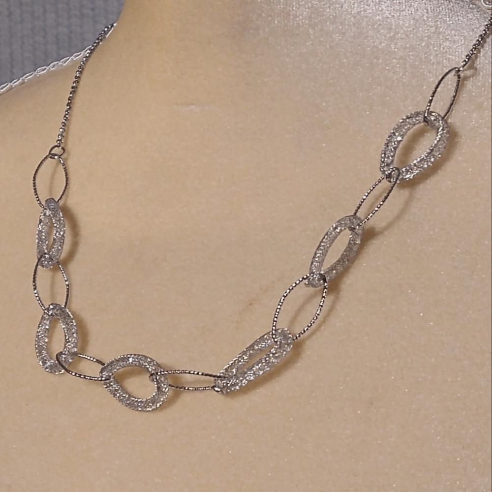 New Crista Single Link Silver Necklace
